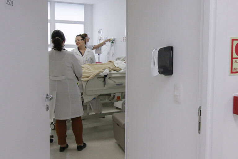Santa Ana se consolida como hospital dos hospitais