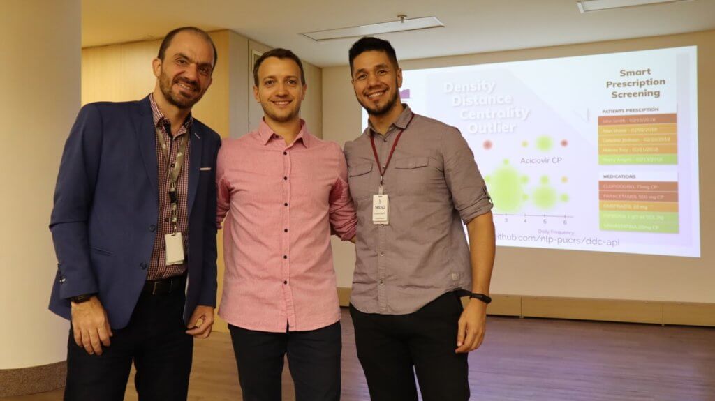 Fabrício Dhein - gerente de Tecnologia e Soluções, Henrique Dias, doutorando da PUCRS, e Maicon Freitas, responsável por BI e Analytics