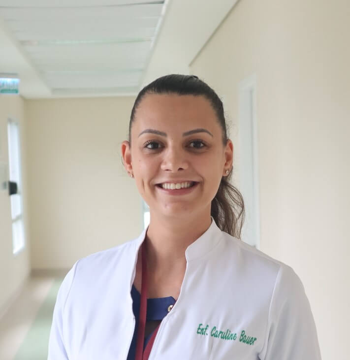 Qualificação permanente e foco no paciente movem a enfermeira RT Caruline Bauer
