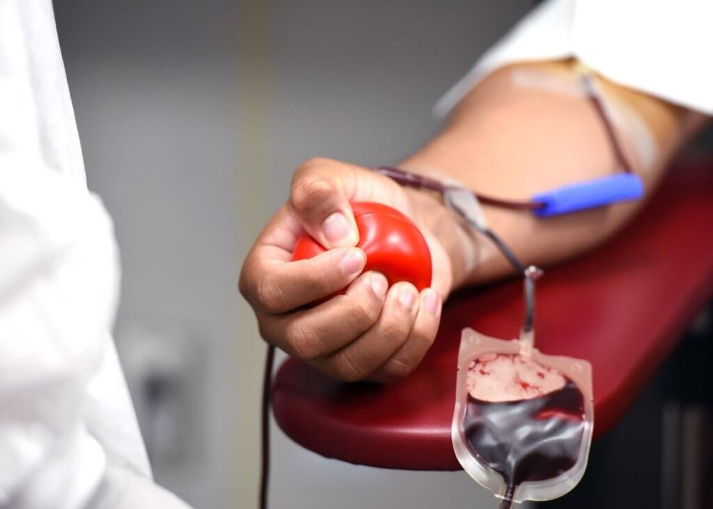 Doação de Sangue: a importância do ato para o funcionamento do Hospital Santa Luzia - AESC - Educação e Saúde