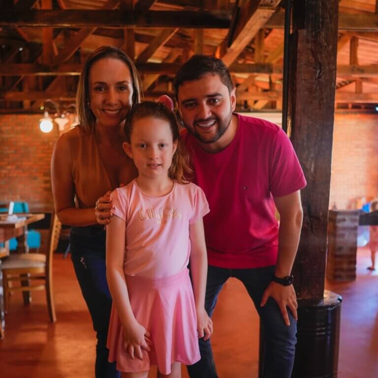 Menina atendida com parada cardiorrespiratória no HSL sobrevive e inspira trabalho de proteção à vida